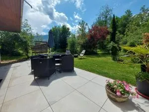 Rare, cosy studio terrasse au coeur de St-Jorioz - Filly