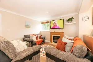 Pass the Keys Spacious 3 bedroom Greater London Free Parking - 埃奇韦尔