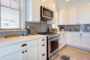 Good Day Sunshine by Seabrook Hospitality