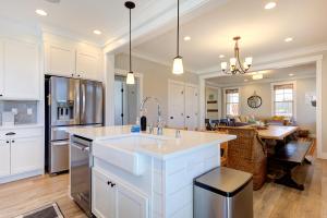 Good Day Sunshine by Seabrook Hospitality