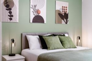 STN - Bishops's Stortford - Free Gated Parking - Two Bed Apartment - Perfect location for Stansted Airport