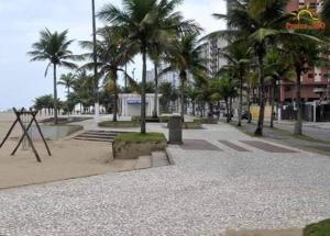 Casa com Piscina e Churrasqueira ótima localização - ヴィラ, プライア・グランデ