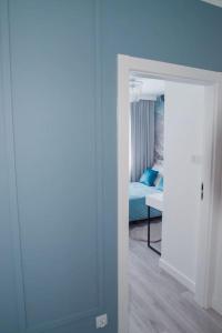 EASY RENT- Wrońska 3D, Free Parking, 24h Check-in