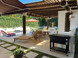 CH036 Casa linda de playa