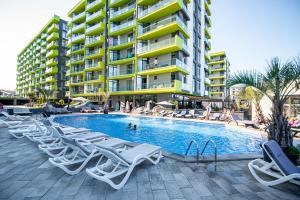 SilverBay - Pool and Spa Beach Resort