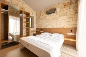 Terra Petra Luxury Villas by Travel Pro Services- Vourvourou Halkidiki