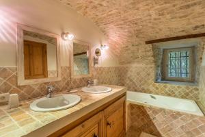 Maisons de vacances Le Paradis des Fleurs : photos des chambres