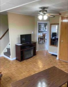 Ocean Spray Vacation Home - spectacular sunset views