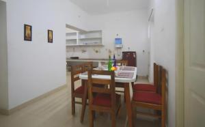 VILLA MAHALI ROCK BEACH FRONT 2BHK villa