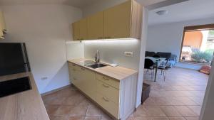 Spatial Apartment Portorož City Center Stay with Parking