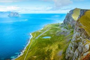 Værøy Old Airport - Kvalnes