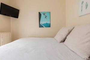 HISTORIC COMFY CONDO- Heart of Ellicottville, Self Checkin