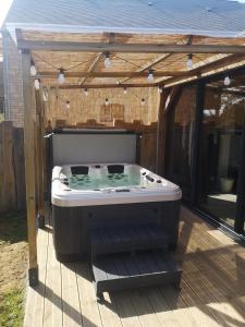 Maisons de vacances Gite L'ecurie avec spa privatif : photos des chambres