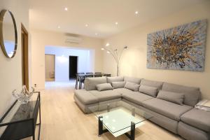 Atypique T3 Clim 80m2 avec Patio