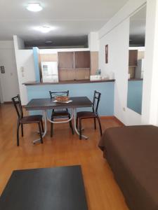 Luminoso departamento 2Amb Balvanera 8