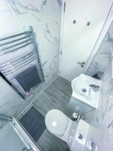 Stylish 1 Bedroom Flat - 5 Guest London- F1