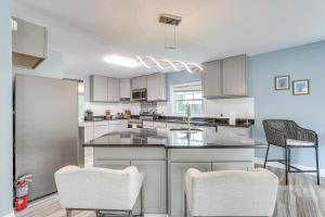 Walterboro House with Office Near Wildlife Center