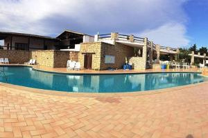 Coralli cottage on the hill - Shared Pool img16