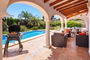 Villa Elemed by Villa Plus