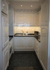 Apto luminoso Vistas al Mar, parejas, Nómadas dgtl