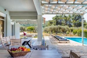 Villa Aelia by Kardous