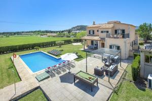 Villa Hort de Siller by Villa Plus