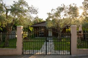 Makri Beach Villa