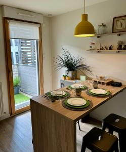 Appartements Studio 2 adultes 2 enfants parcs Disneyland Paris : photos des chambres