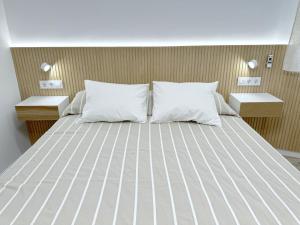 Apartamentos Le Smeraldine - Tu Mirador al Mar Familias o Parejas