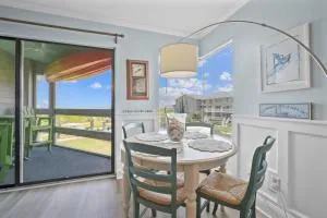Newly Listed - Harbor Island Beach Villa - Seabrook
