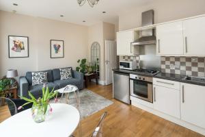Chic 2-Bedroom Apartment on the Kings Road, Chelsea