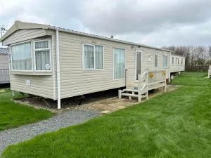Mable Caravan- Sleeps 6 - Theddlethorpe Saint Helen