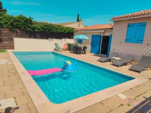 Appartements Bel appartement avec piscine : photos des chambres