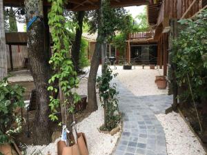 Maisons de vacances Casacoquelicot Un jardin sud-americain en Provence : photos des chambres
