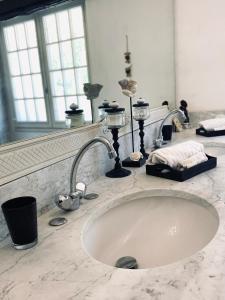 Sejours chez l'habitant Chateau Suite : photos des chambres