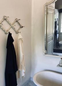 Sejours chez l'habitant Chateau Suite : photos des chambres