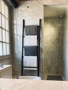 Sejours chez l'habitant Chateau Suite : photos des chambres