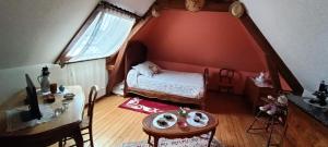 B&B / Chambres d'hotes agreables chambres d-hotes pres du centre ville avec jardin : photos des chambres