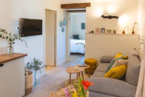 Maisons d'hotes Gites au pied des Cevennes - Domaine Les Terres Aoyama : photos des chambres