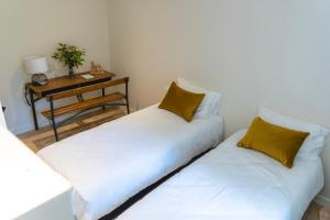 Maisons d'hotes Gites au pied des Cevennes - Domaine Les Terres Aoyama : photos des chambres