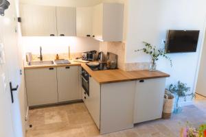 Maisons d'hotes Gites au pied des Cevennes - Domaine Les Terres Aoyama : photos des chambres