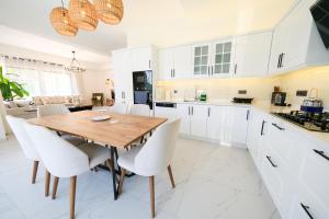 Lily of the Valley Luxury Villa Fethiye, Yesiluzumlu by Sunworld Villas