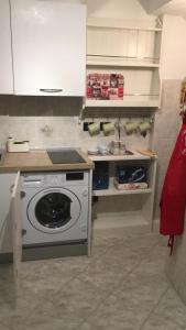 Casa indipendente silenziosa, super relax nel verde a pochi minuti dal mare