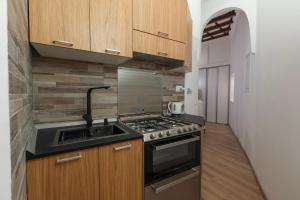 Piazza del Popolo - The Heart of Rome