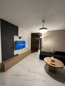 Stylish Luxe Apartment F-R 0006