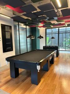 Studio há 2 minutos da Estação República do Metro