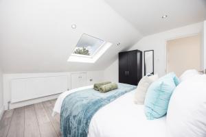 Beautiful 3-Bed Apartment in Shepherds Bush