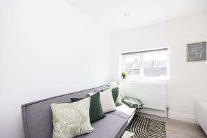Beautiful 3-Bed Apartment in Shepherds Bush