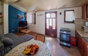 Nice Apartment In Medulin With Wifi