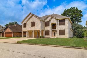 Expansive Home in Humble Near Lake Houston!